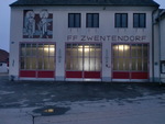 Neue Tore f&uuml;r das Feuerwehrhaus
